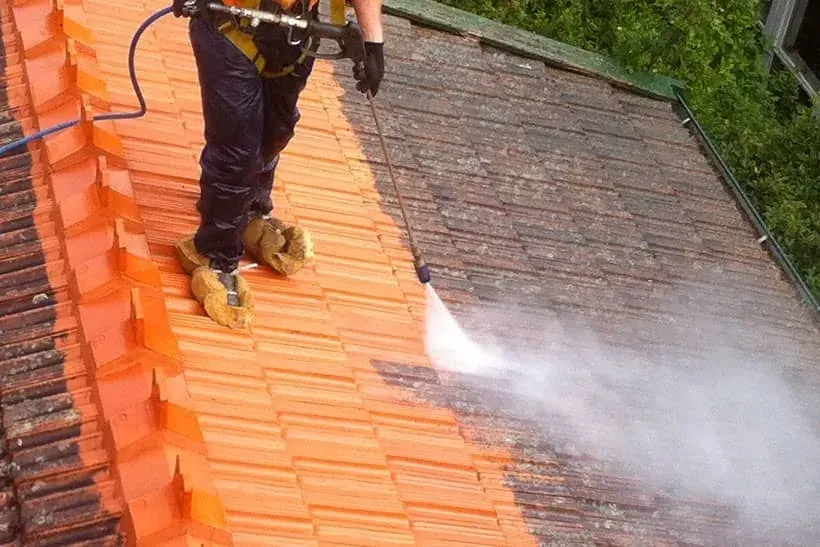 Roof Cleaning